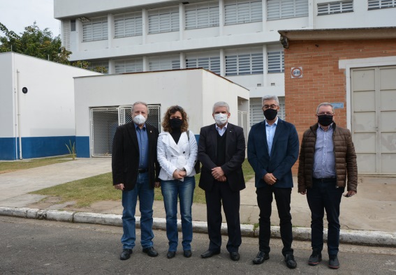 visita hernandes