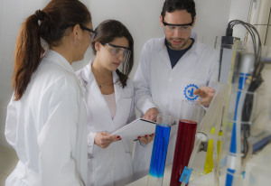 EEL/USP - Àrea I: Laboratório - Departamento de Engenharia Química.