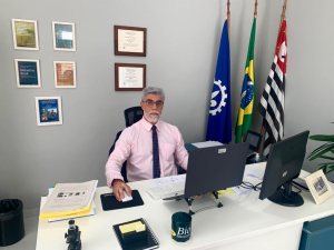 Prof. Silvio Silverio da Silva. Diretor da EEL/USP.