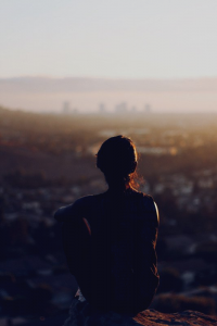 Dia da Mulher. Imagem retirada do Canva(https://www.canva.com/pt_br/educacao/) 