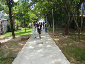 Alunos no Campus de Lorena. EEL Área I. Foto: Simone Colombo