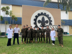 Estudantes de Engenharia Química do IME em visita a EEL