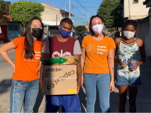 Alunos dda EEL se mobilizam para ajudar famílias lorenenses durante a pandemia. Foto: arquivo PCF