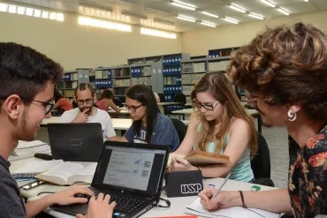 Alunos Biblioteca Área I - EEL - Foto: Divulgação