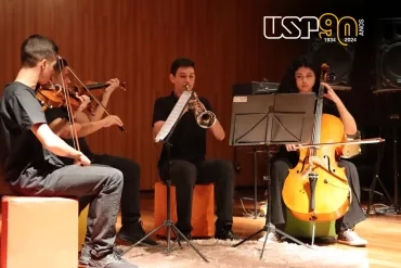 USP 90 anos. No Sarau realizado na EEL, o quarteto de alunos do Cotel apresentam a música “Hearts of Courage” de Thomas Bergersen. Foto: José Eduardo Mancini