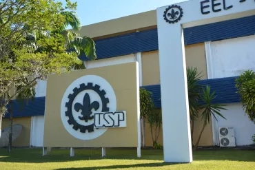 Logo da EEL/USP em na fachada da Área I do Campus da USP de Lorena. Foto: Simone Colombo