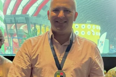 Prof. Maurício Lamano, condecorado por serviços prestados à Biologia.