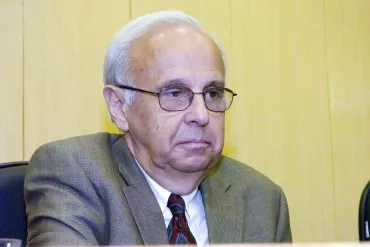Prof. Nei Fernandes de Oliveira Junior - Ex- Diretor da EEL 